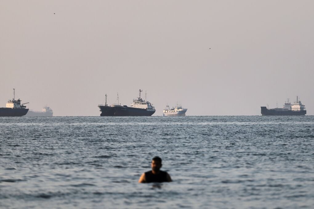Χάρτης με τα Στενά του Ορμούζ και τη θέση τους.