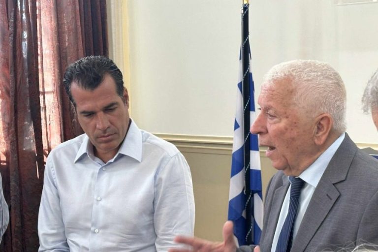 Πλεύρης: «Καμία μεταφορά στα νησιά» – Άλλη μια κυβερνητική δέσμευση στα σκουπίδια