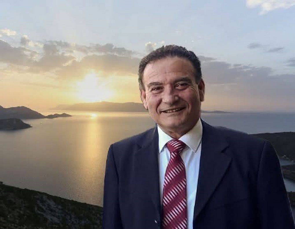 Ο Δημήτρης Καρύδης, δήμαρχος Φούρνων Κορσεών