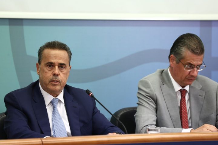 Εικόνα από τις πυρκαγιές στην Αττικοβοιωτία.