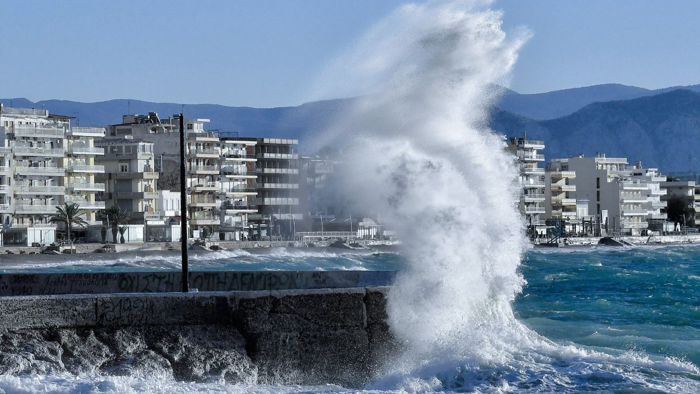 Χάρτης με τις περιοχές υψηλού κινδύνου πυρκαγιάς στην Ελλάδα.