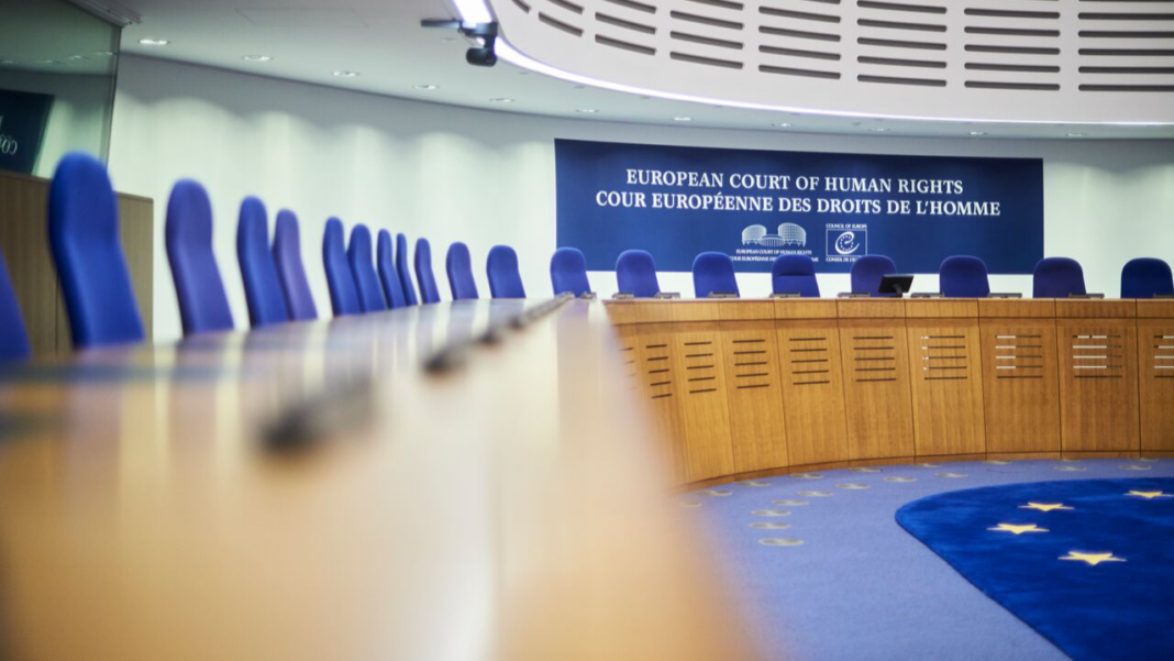 Υποκλοπές: Στενεύει ο κλοιός για την κυβέρνηση – Πληροφορίες για καταδίκη της Ελλάδας στο Στρασβούργο