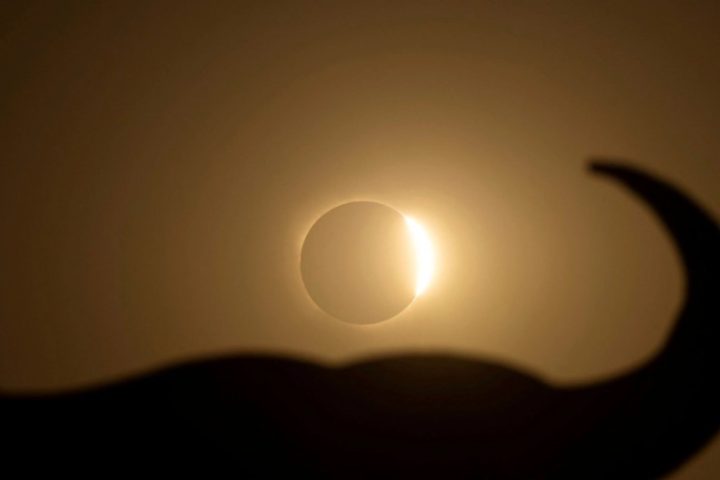 Εντυπωσιακή εικόνα από την ολική έκλειψη Ηλίου
