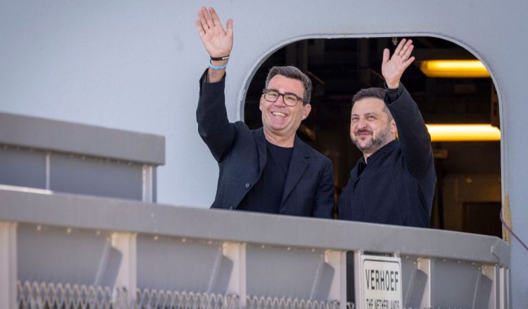 Ο Άντι Μπέρναμ σε δημόσια ομιλία