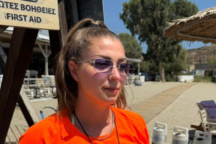 Ναυαγοσώστρια στη Σύρο αποτρέπει σοβαρό ατύχημα σε 16χρονη.