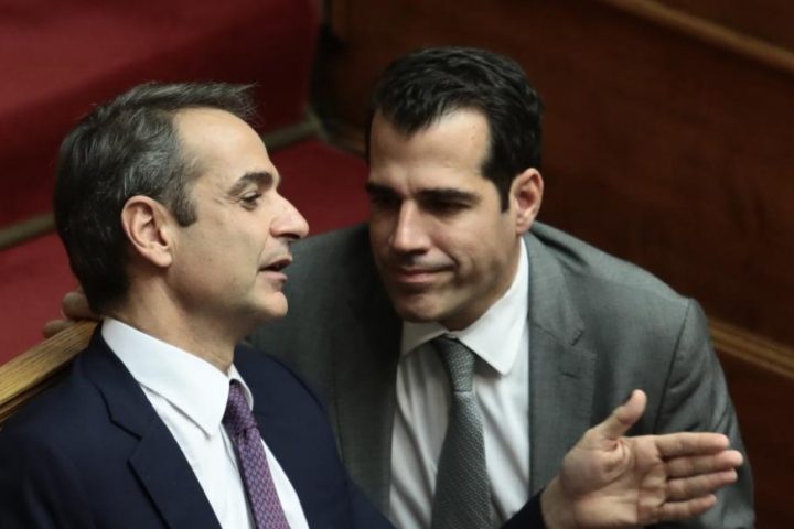 Θάνος Πλεύρης και μεταφορά μεταναστών από την Κρήτη σε Λέσβο και Σάμο