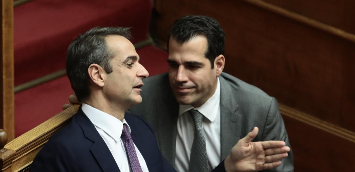 Θάνος Πλεύρης και μεταφορά μεταναστών από την Κρήτη σε Λέσβο και Σάμο