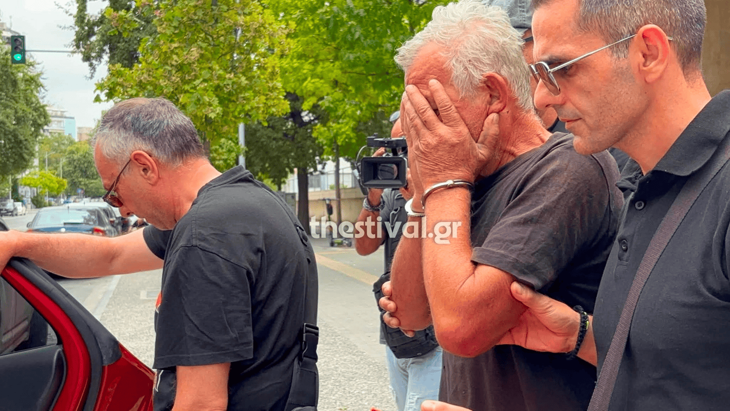 Πυρκαγιά στην περιοχή της Σίνδου Θεσσαλονίκης.