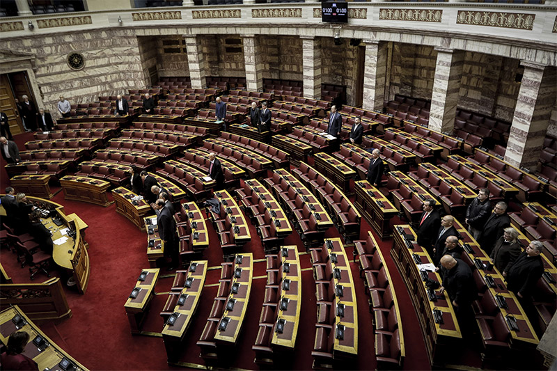 Τώρα θυμήθηκαν τον Βορρά: «Θετικές ειδήσεις», υπουργοί και έργα πριν τις κάλπες – Ποντάρουν σε μνήμη χρυσόψαρου;